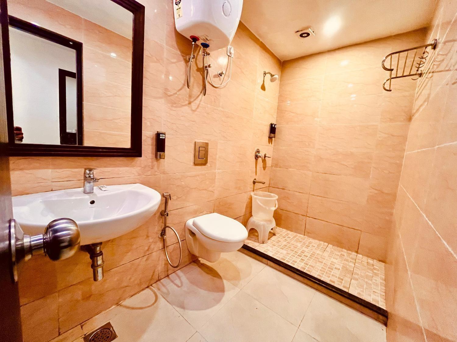 The Bunkk Inn Hotel & Restaurant Массури Экстерьер фото